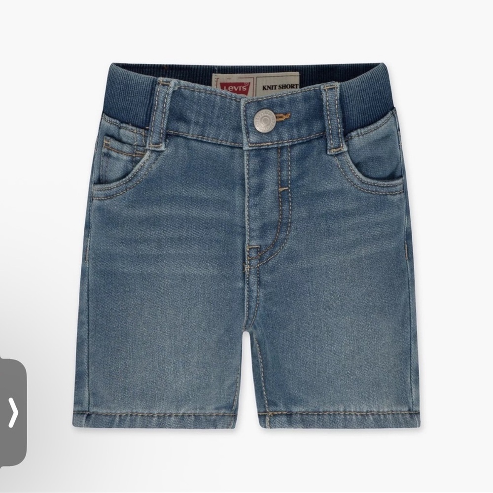 Levi's Unisex Soft Knit Casual Denim Shorts in Blue. Size 24 months. NWT!